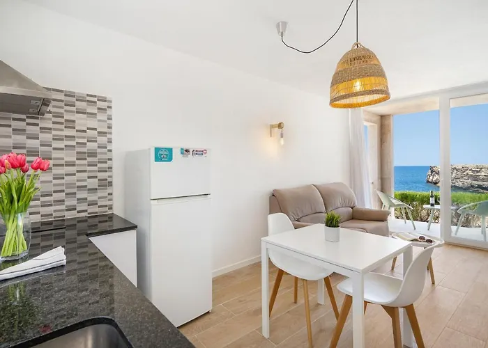 Voramar Apartahotel 4*