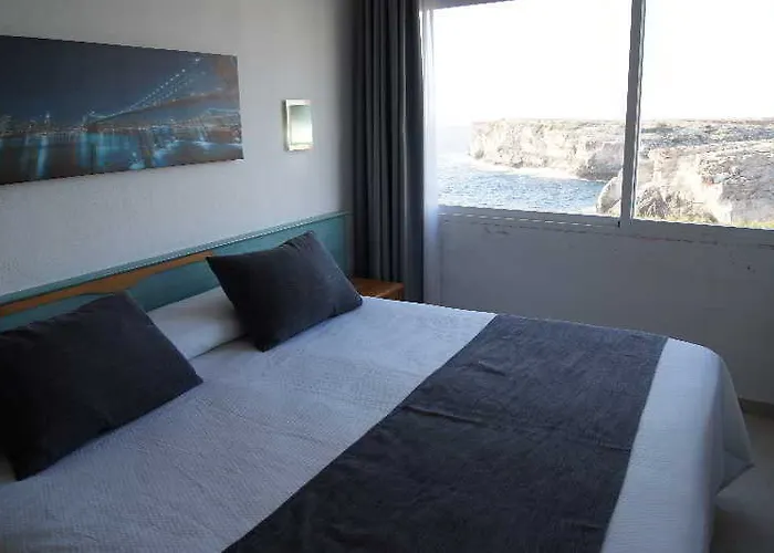 Voramar מלון דירות 4*